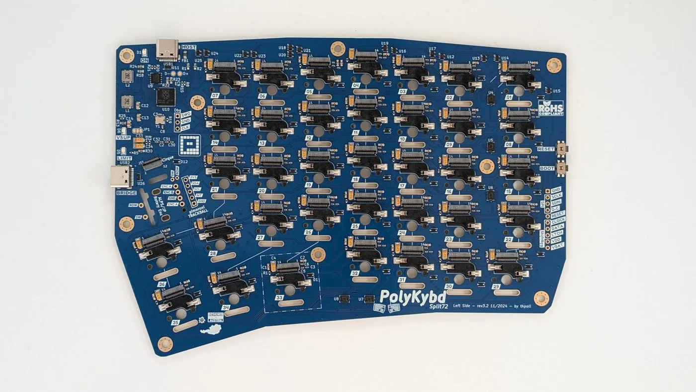 Bare left PCB, showing the RP2040, USB-C connectors and the rows of FPC sockets